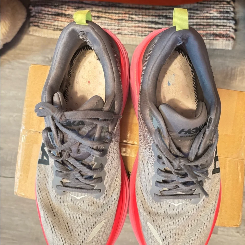 Hoka Women's Bondi 8 Gray And Pink Women's Size 10B. No insoles - Picture 3 of 7